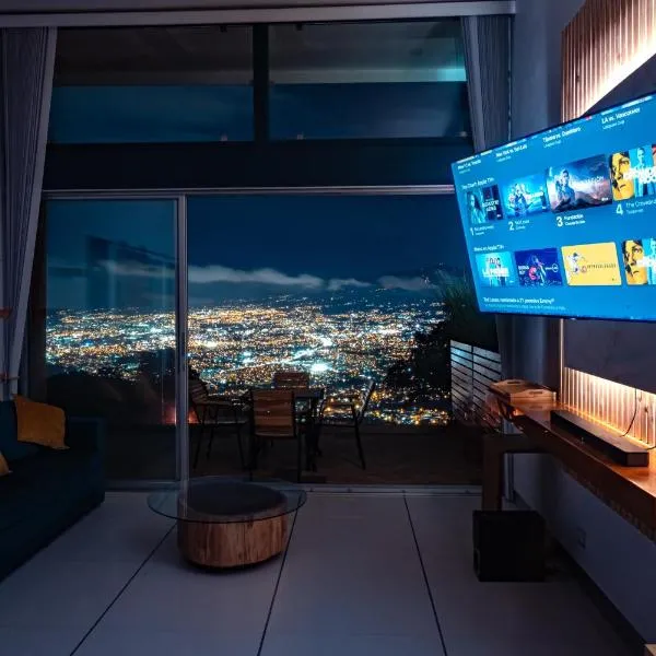 Apartamento Vista del Valle en San Antonio de Escazu, hotel en Arcángeles