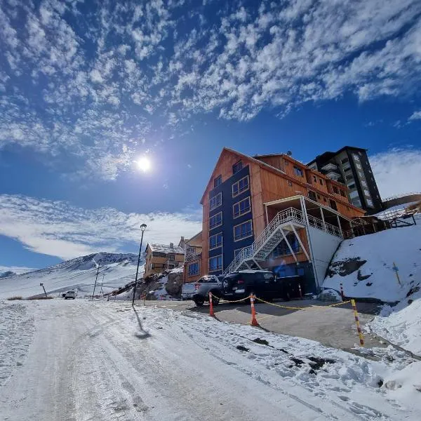 El Colorado Habitamar, hotel in Valle Nevado