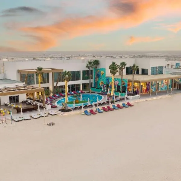 Fuwairit Kite Beach, Tapestry Collection By Hilton, hotel v destinaci Fuwayriţ