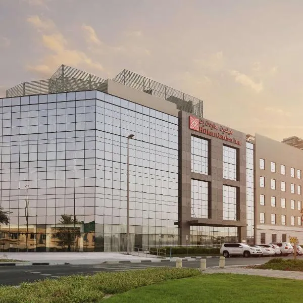 Hilton Garden inn Dubai Jumeirah, khách sạn ở Dubai