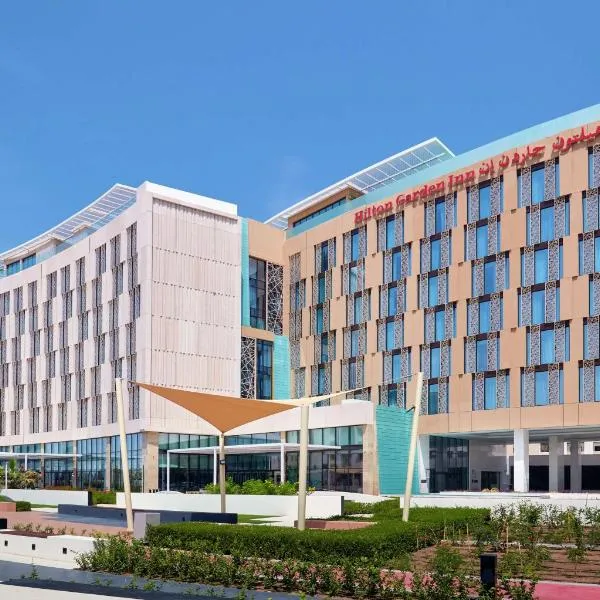 Hilton Garden Inn Muscat Al Khuwair, hotel in Wuţayyah