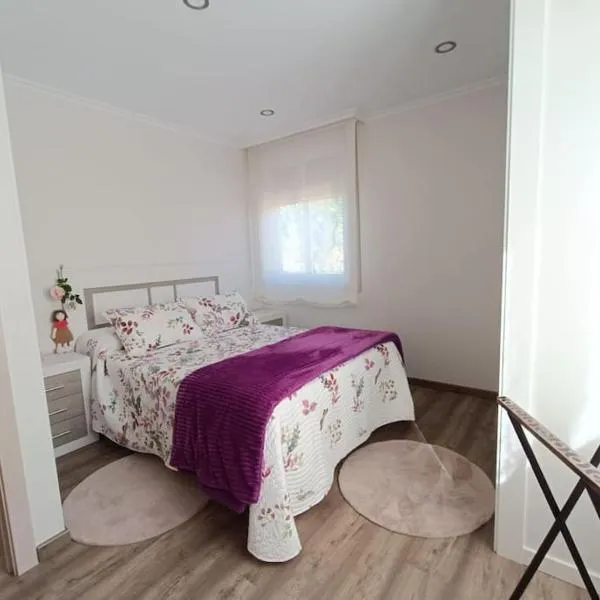Preciosa casita a 10 minutos de la playa., hotel v destinaci Cangas de Morrazo