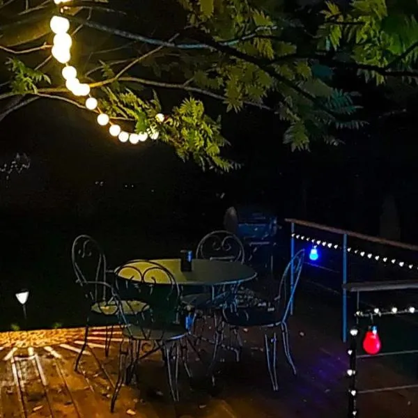 Adorable petit châlet près de la forêt et des commerces, hotel em Montivilliers