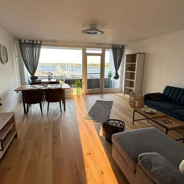 Wiking Yachthafen - Schleiblick, hotel in Schleswig