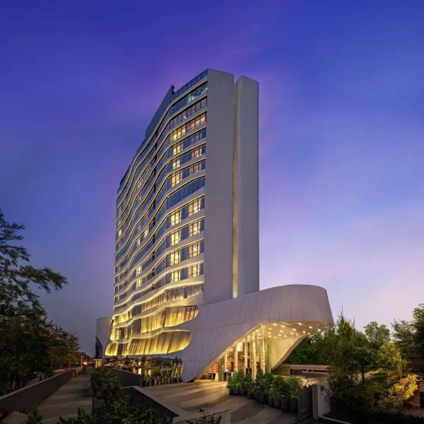 DoubleTree by Hilton Ahmedabad, hotel v destinaci Ahmadábád