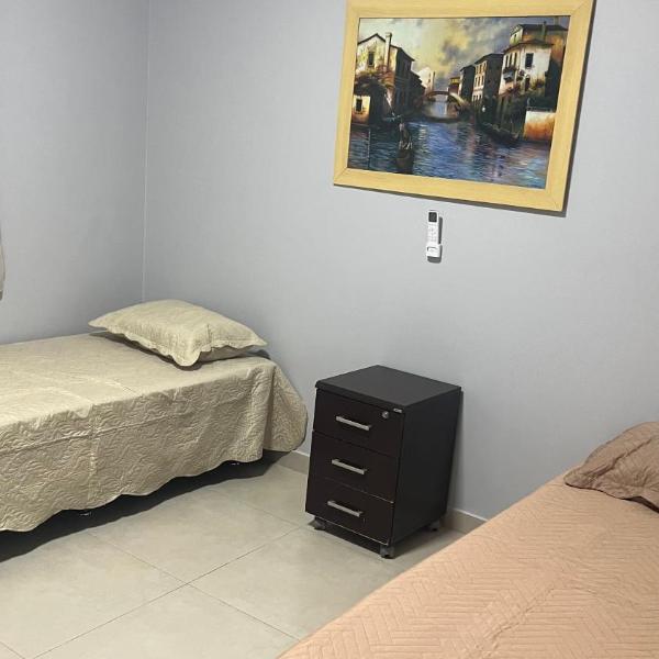Linda casa em condomínio fechado - Foto 2