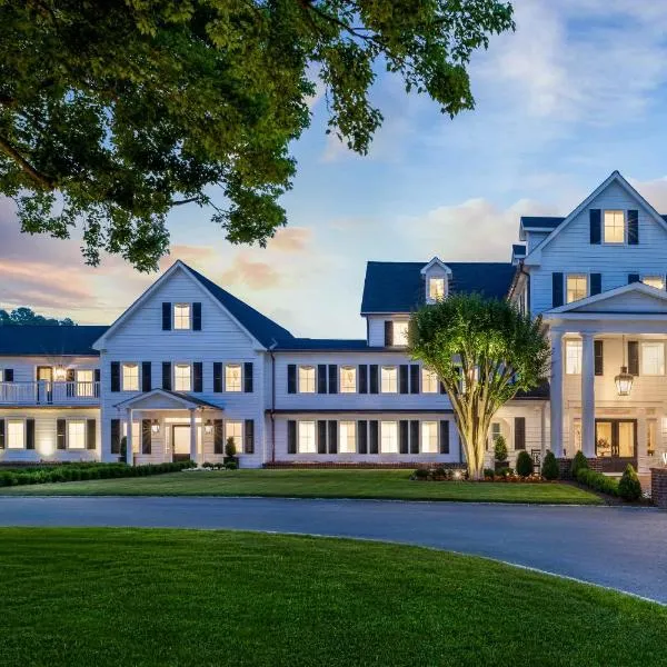 The Oaks Waterfront, hotel in Easton