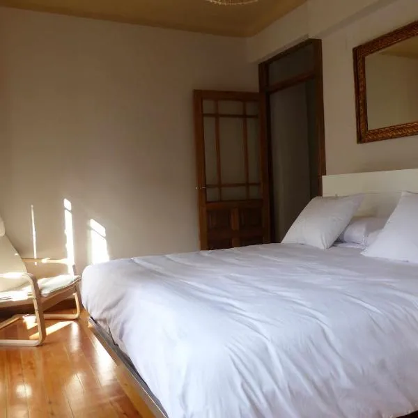 Apartamento Ábside de San Juan II: Estella'da bir otel