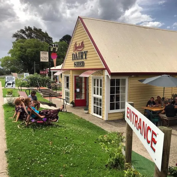 Bodalla Dairy Shed Guest Rooms, hotel en Moruya