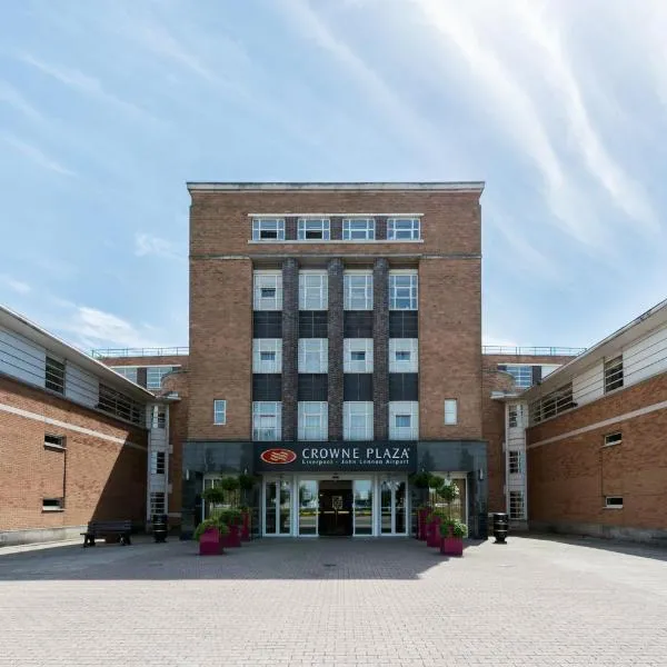 Crowne Plaza Liverpool - John Lennon Airport by IHG, hotel in Liverpool