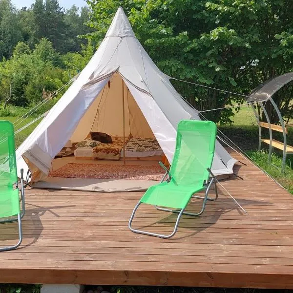 Glamping Fluffy Horns - Glempings Pūkainie Ragi, hotell i Plieņciems