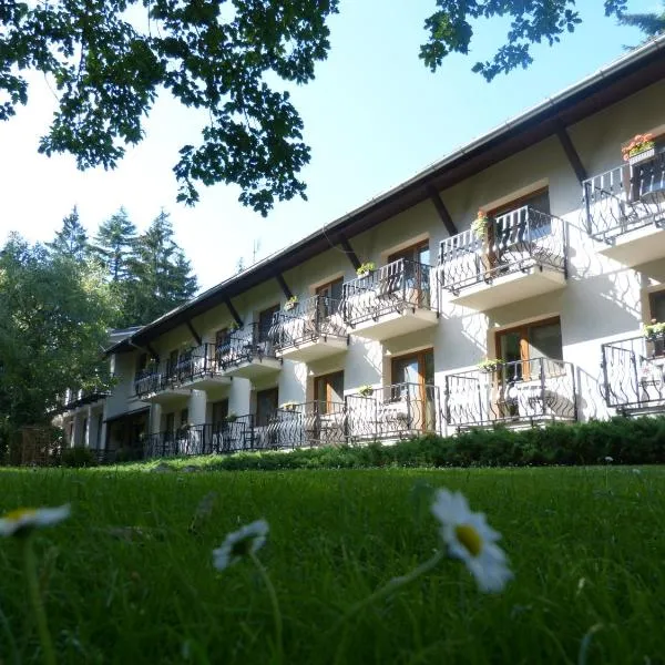 Penzión Harmónia, hotel in Častá