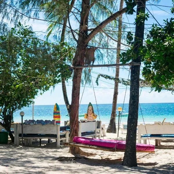 Soul Breeze Beach Resort, hotel a Chale Island