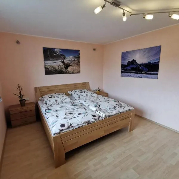 Ferienwohnung Sonnenschein, hotel di Rieden