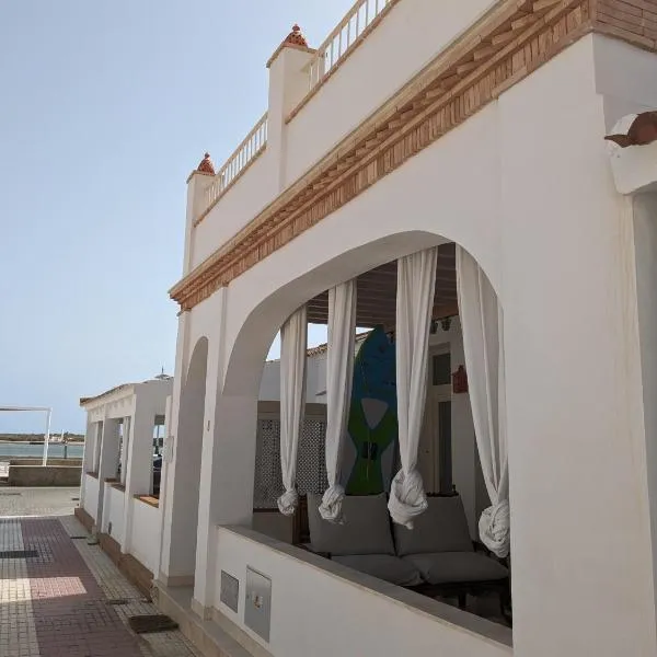 Cornise, hotel El Rompidóban