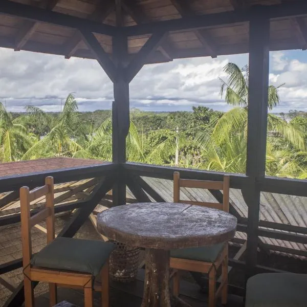 Waira Selva Hotel, hotel in Puerto Nariño