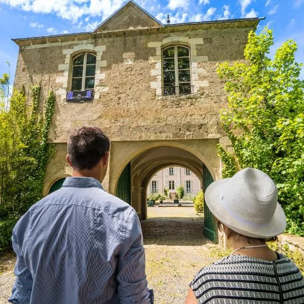 Château de la Tourlandry，Coron的飯店