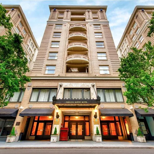 Embassy Suites by Hilton Portland Downtown、ポートランドのホテル