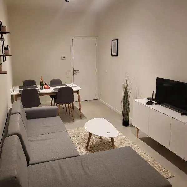 Huis ALNA 3, hotel v destinaci Mechelen