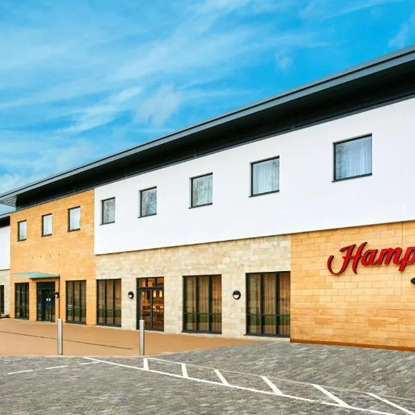 Hampton by Hilton Oxford, hotel en Waterstock