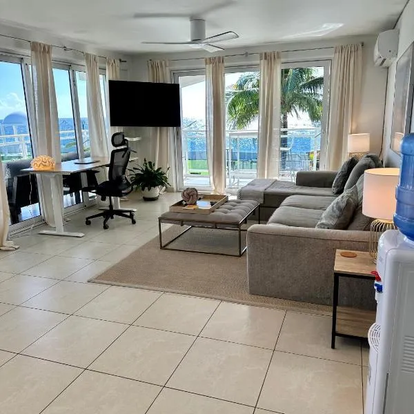 Maho Beach House - Luxe 1 Bedroom - Ocean Hideaway, hotel v destinaci Maho Reef