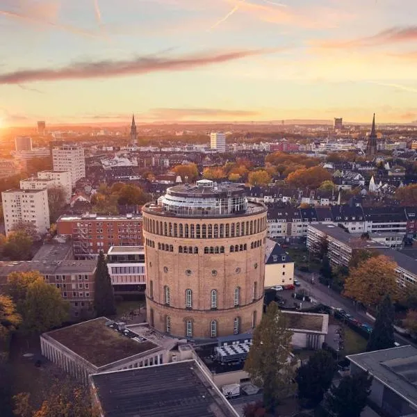 Viesnīca Wasserturm Hotel Cologne, Curio Collection by Hilton Ķelnē