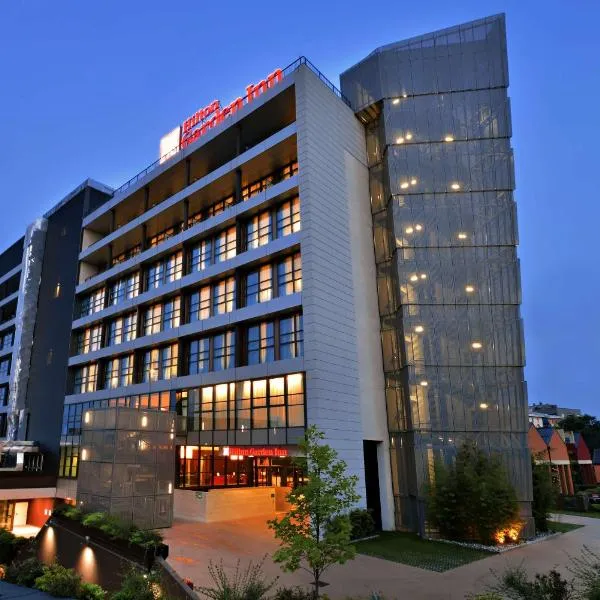 Hilton Garden Inn Milan North, hotel v Miláně