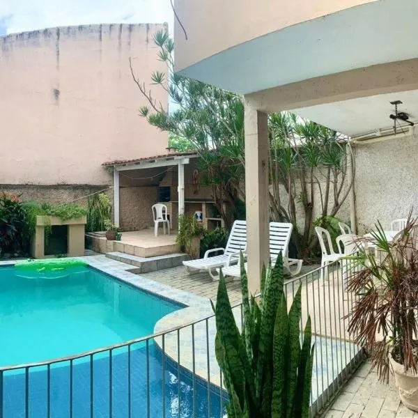 Retiro Luxuoso:Casa Espaçosa com Piscina Privativa, hotel em Cacimbas