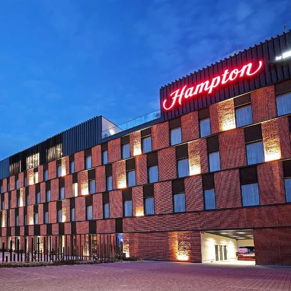 Hampton By Hilton Kalisz, готель у місті Łaszków