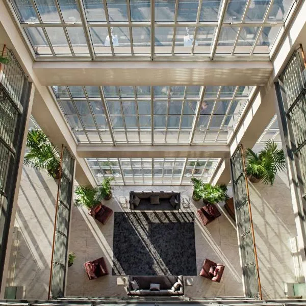 DoubleTree by Hilton Turin Lingotto, hotel en Turín