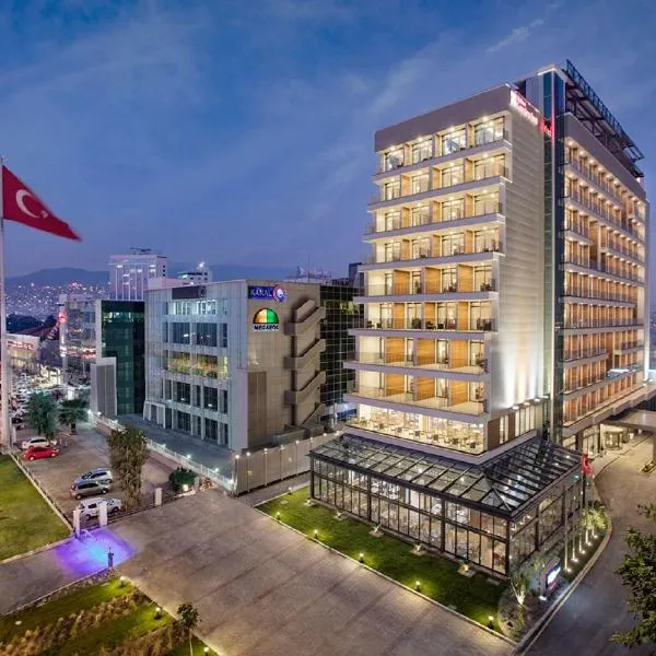 Hilton Garden Inn Izmir Bayrakli、イズミールのホテル