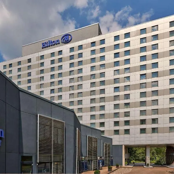 Hilton Düsseldorf, מלון בבוכום