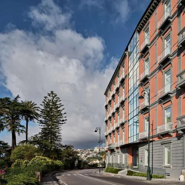 빌라리카에 위치한 호텔 The Britannique Hotel Naples, Curio Collection By Hilton