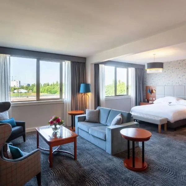 Hilton Strasbourg: Strazburg'da bir otel