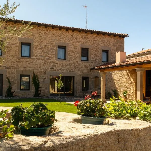 LA ALCOBA DE SAYAGO, hotel in Villardiegua de la Ribera