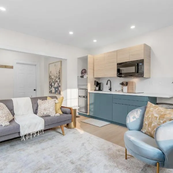 Beautiful Lakeside Haven, hotel in Port Hope