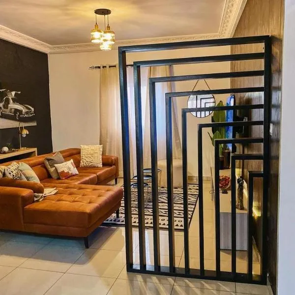 Roswell Luxury Properties Yaoundé - Quartier FOUDA, hotel v destinaci Yaoundé