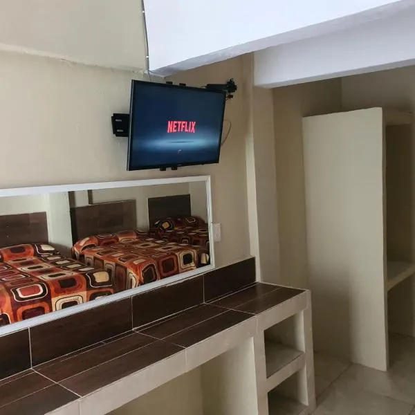 차찰라카스에 위치한 호텔 Hotel MARU Pool & Events