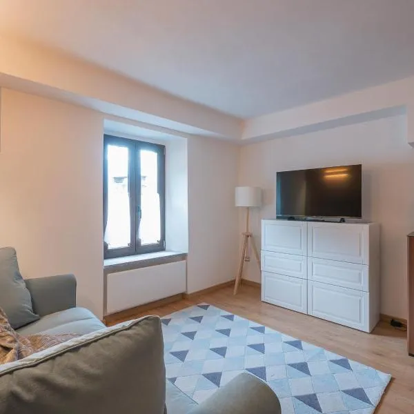 Luxury apartment in Bormio - Centrale 69, hotell i Piatta