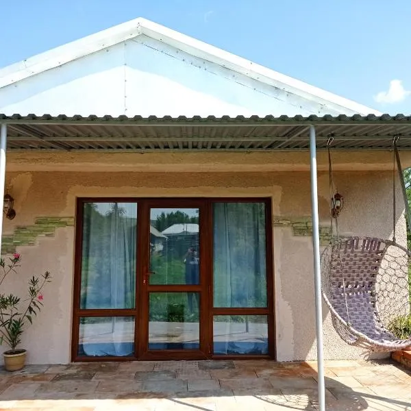 Amrakits Canyon Guest House 1, hotel v destinaci Kirov