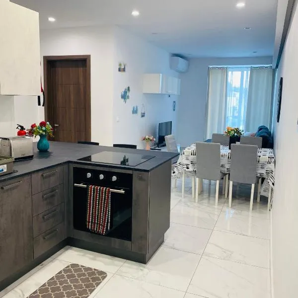 Viesnīca Central, Bright & Modern Apartment pilsētā Msida