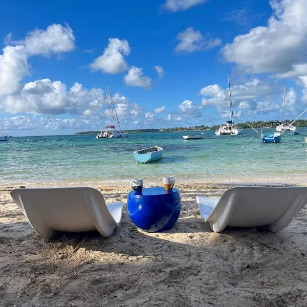 Blue Ocean Suites & Apartments, hotel in Trou dʼ Eau Douce