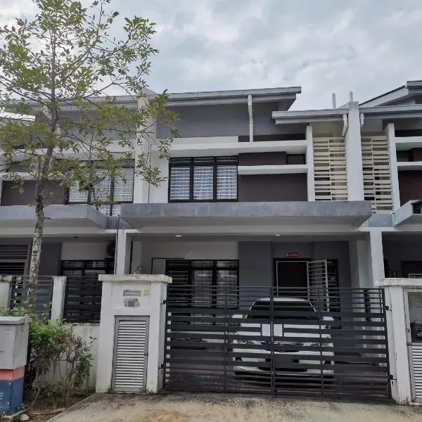 5 stars Rawang homestay, hotel in Rawang