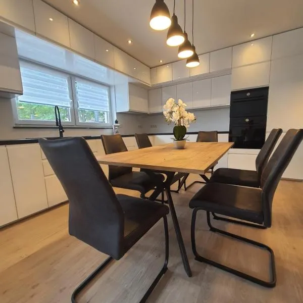 ADAM Gästehaus Sülzetal bei Magdeburg-ideal für Monteure und Firmen, hotel in Sülzetal