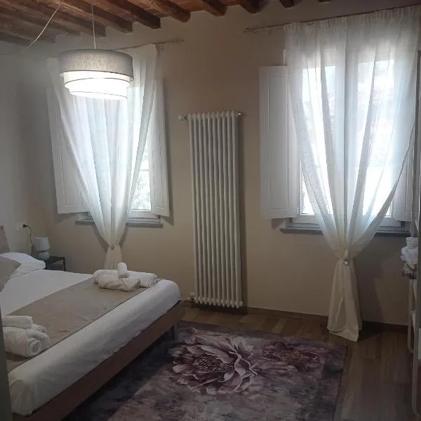 Monolocale Lucca PellegriniLittleHouse, hotel in Lucca