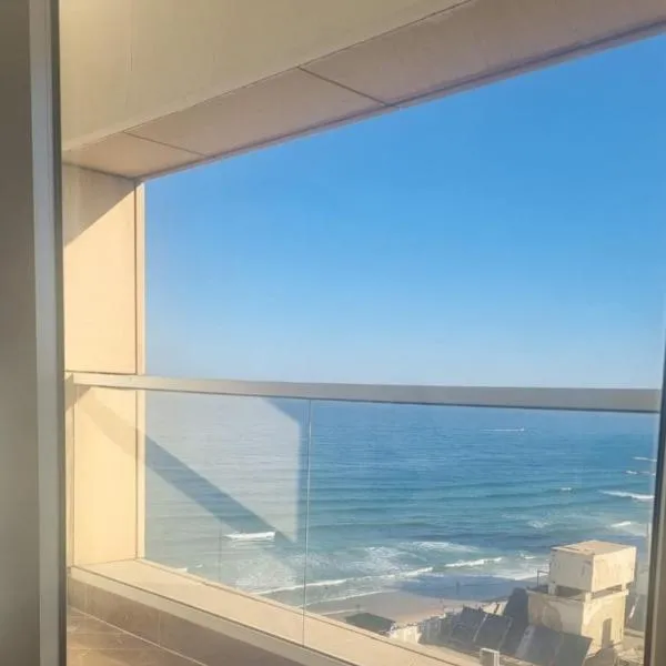 תמר על הים, hotel v destinaci Bat Jam