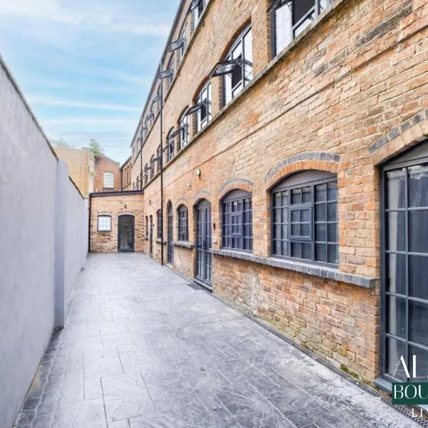 3 Floor Townhouse Luxury Living Alara Boutique, hotel en Birmingham