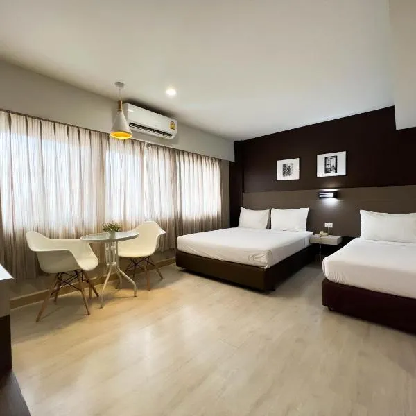 Srivichai Hotel, מלון בנאקון ראטצ'אסימה