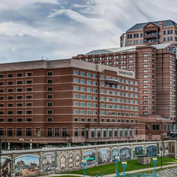 Embassy Suites Cincinnati - RiverCenter, hotel v destinaci Covington