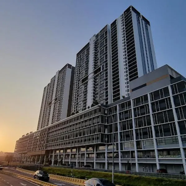 Netizen #MRT#Cheras#C180#3bedRooms#KLCC View#9PersonStay, hotel v destinaci Cheras